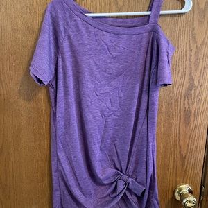 New: Cold Shoulder Top, twist knot on the bottom